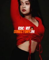 super-hot 22-year-old Richa escort